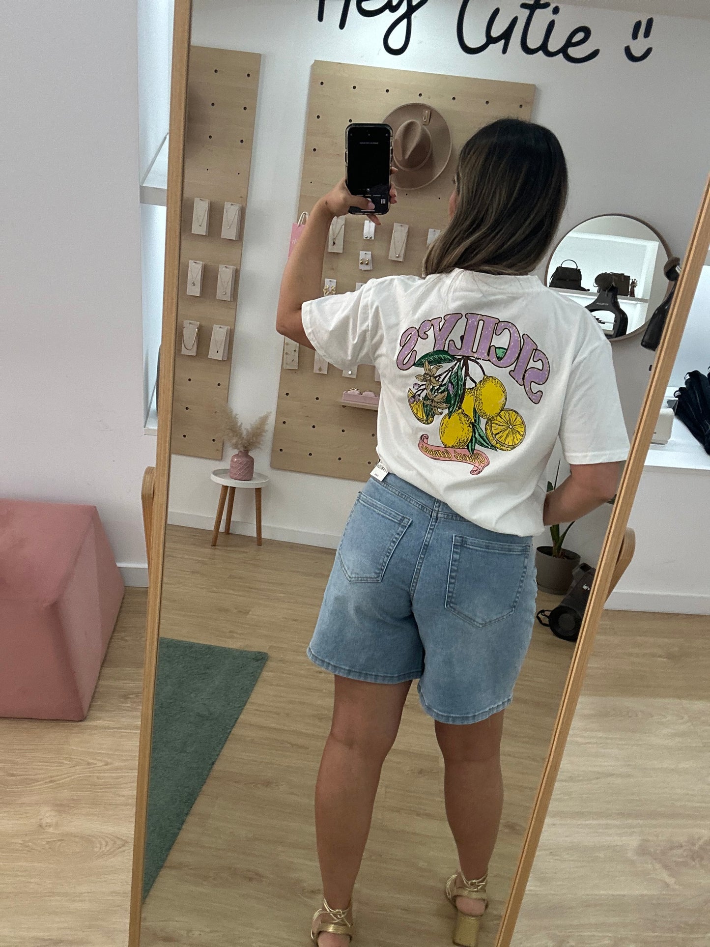 T-shirt